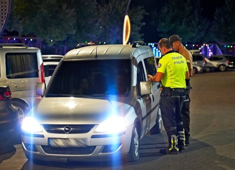 Isparta’da Gece Denetimi 358 Kişi Sorgulandı! (2)