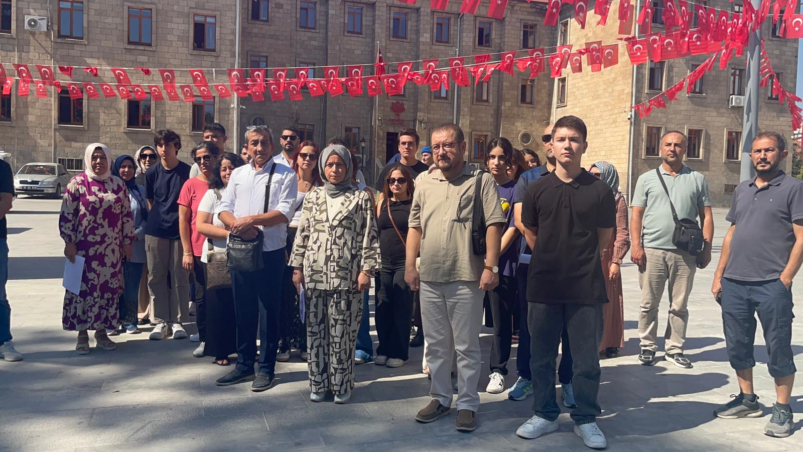 Isparta’da Velilerden İkili Eğitime Dilekçeli Tepki (1)