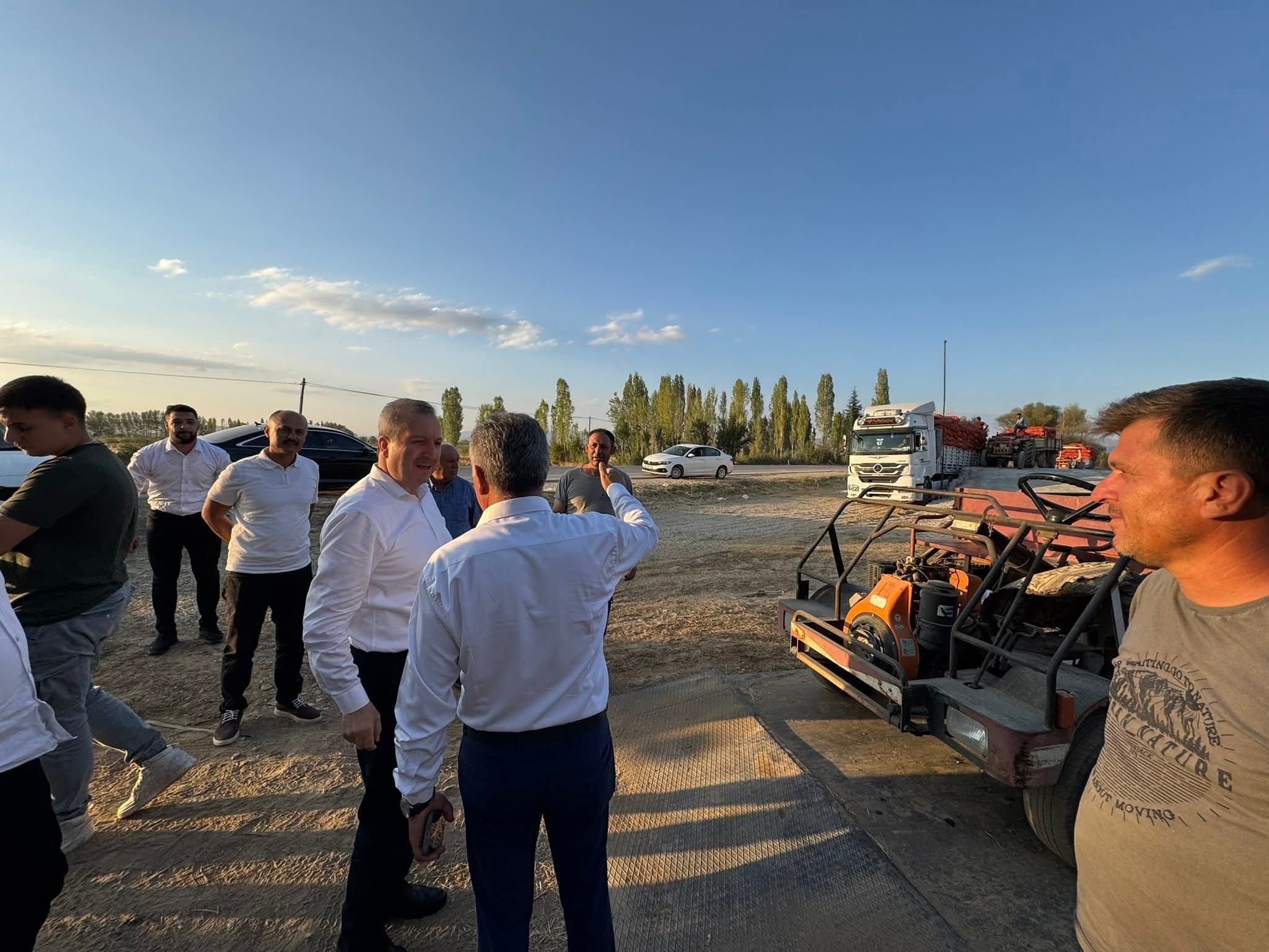 Milletvekili Gökgöz, Şarkikaraağaç’ta Teşkilat Mensuplarıyla Buluştu (1)