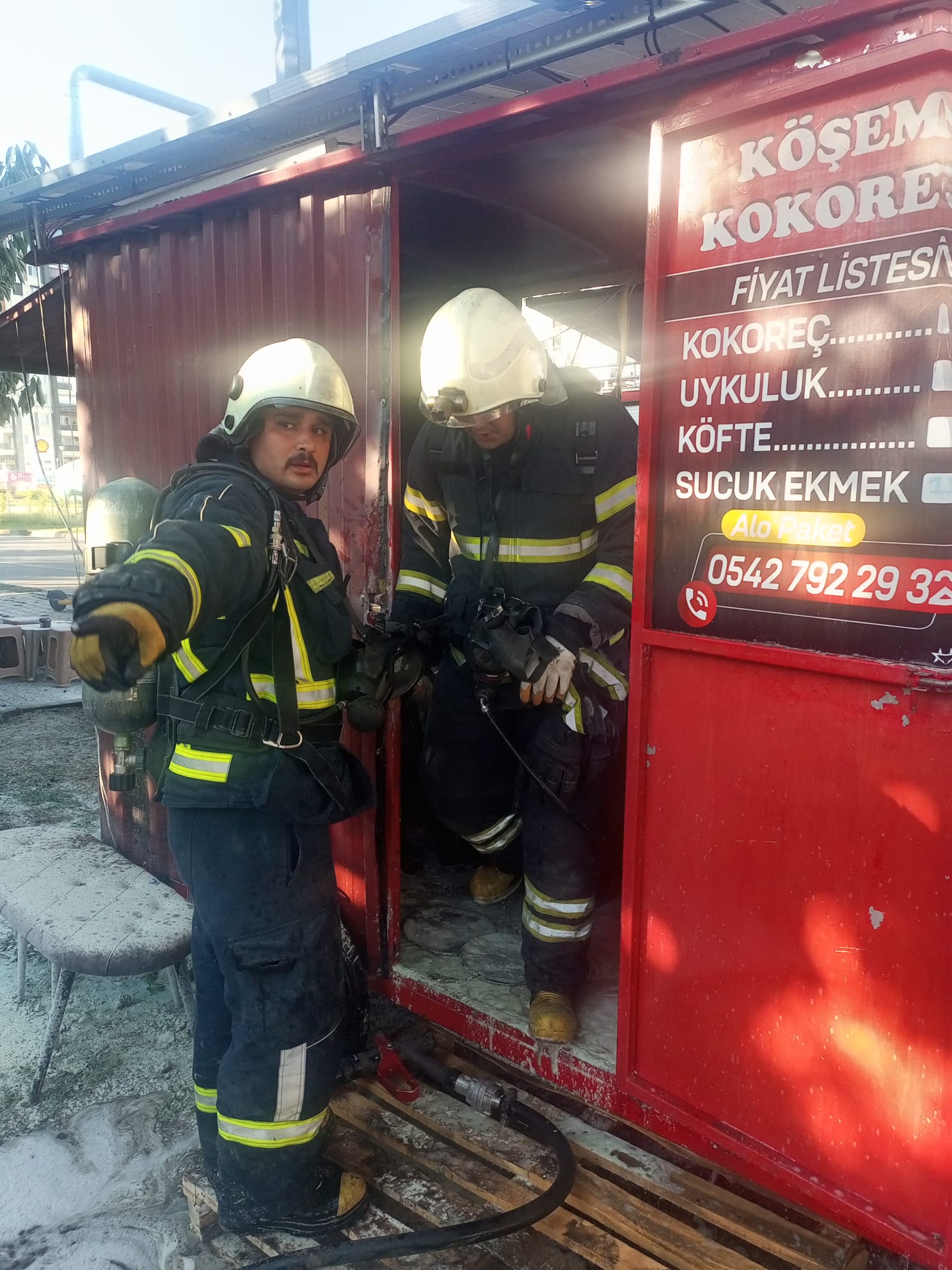 Piknik Tüpünün Alev Alması Sonucu Çıkan Yangın Paniğe Neden Oldu (5)