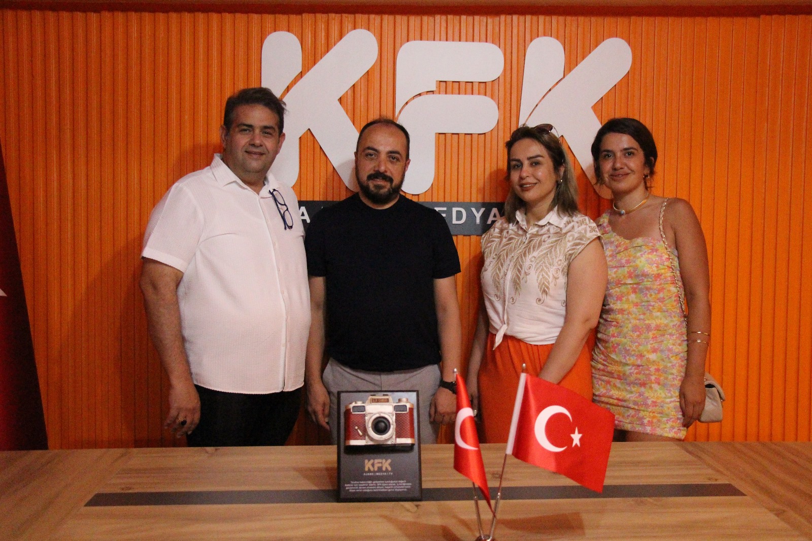 Safa Group Başkanı Safavardi’den Kfk Medya’ya Ziyaret (6)