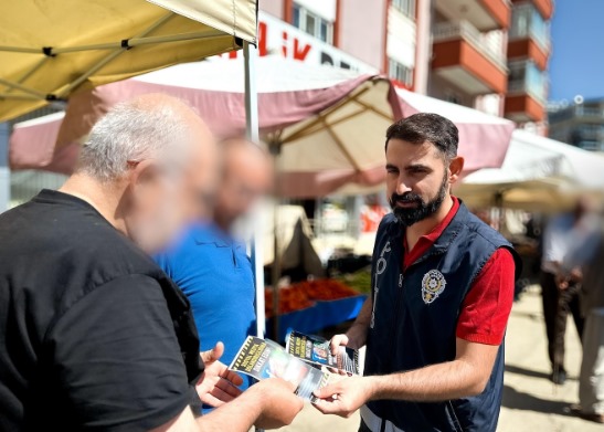 Şarkikaraağaç’ta Polis Ekiplerinden Bilgilendirme Çalışması (7)