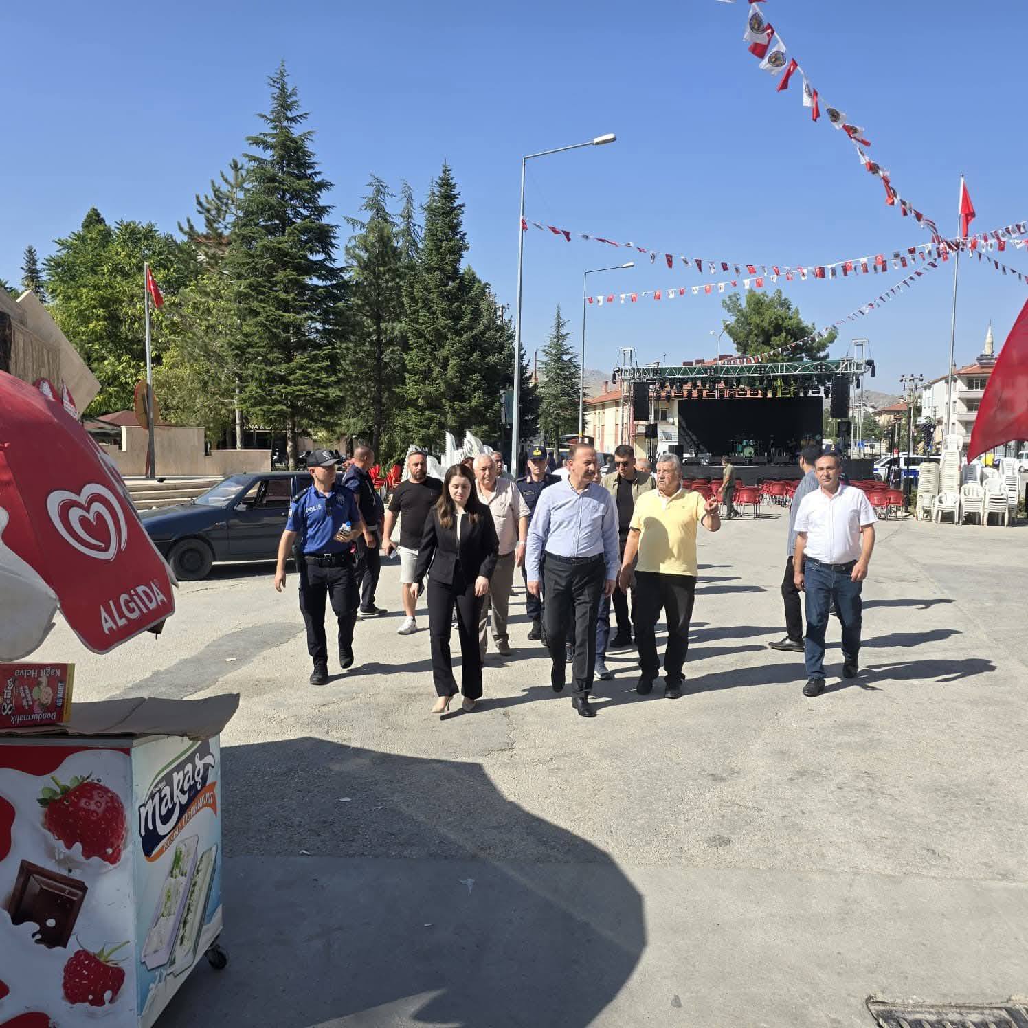 Senirkent Üzüm Festivalinde (2)