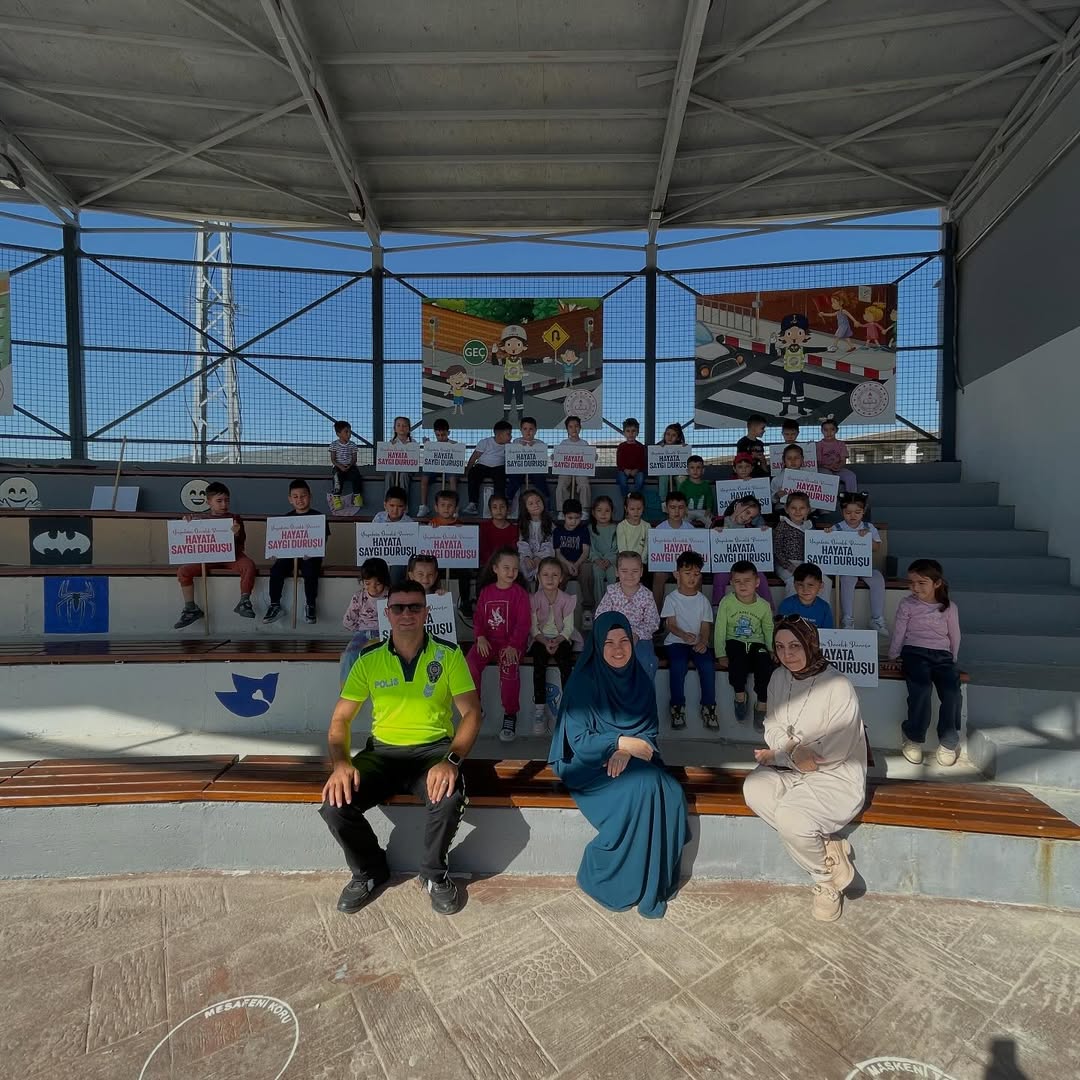 Minik Öğrenciler Trafik Parkı’nda eğlendi-1