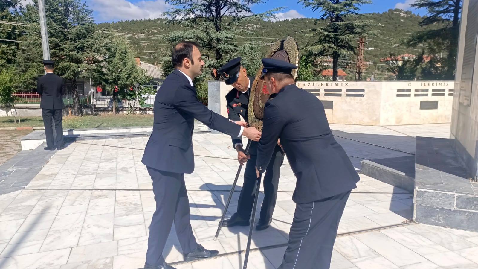 Yenişarbademli’de Gaziler Günü Törenle Kutlandı-2