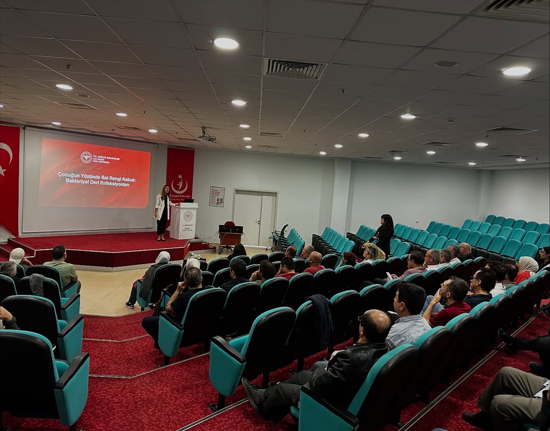 Isparta İl Sağlık Müdürlüğünden Dermatoloji Eğitimi-2
