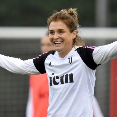 Cristiana Girelli Kimdir Kenan Yildiz Ile Sevgililer Mi
