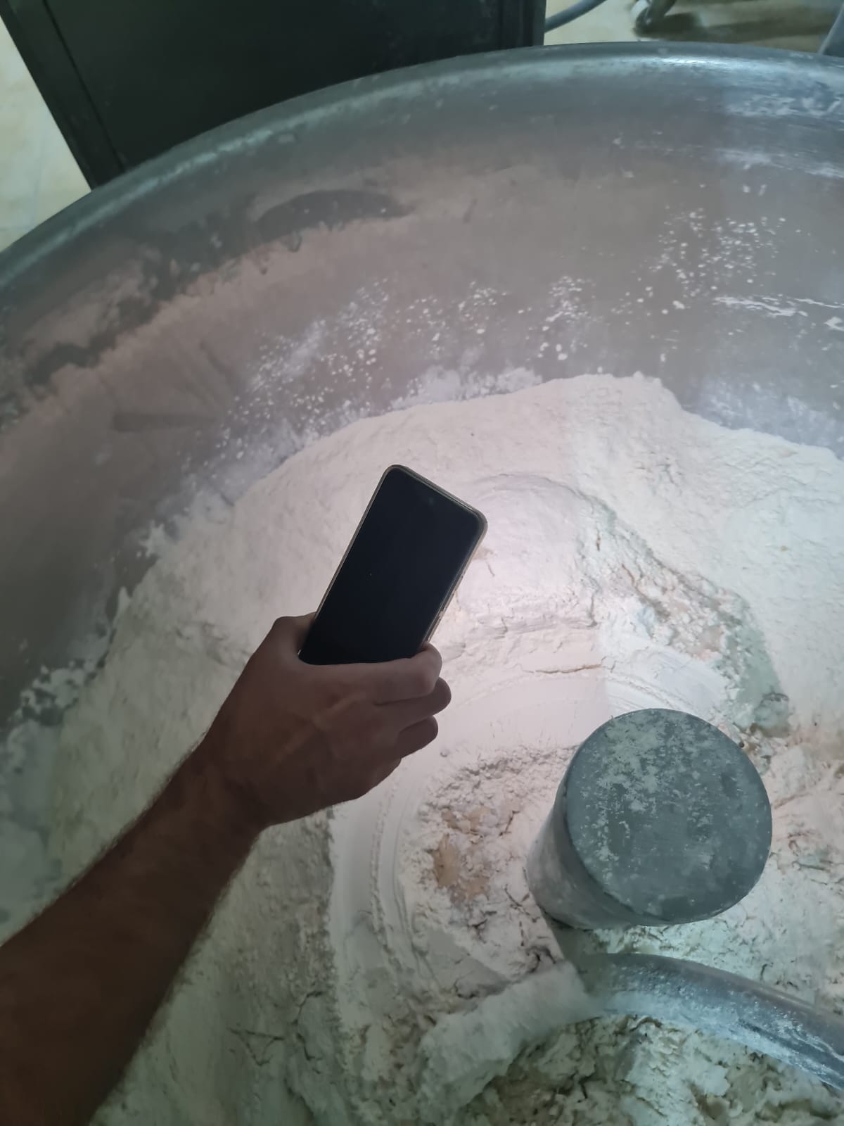 Ekmekten Hamam Böceği Çıktı Fırına 105 Bin Lira Ceza (2)