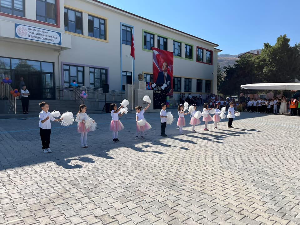 Gelendost’ta İlköğretim Haftası Programı Düzenlendi (7)