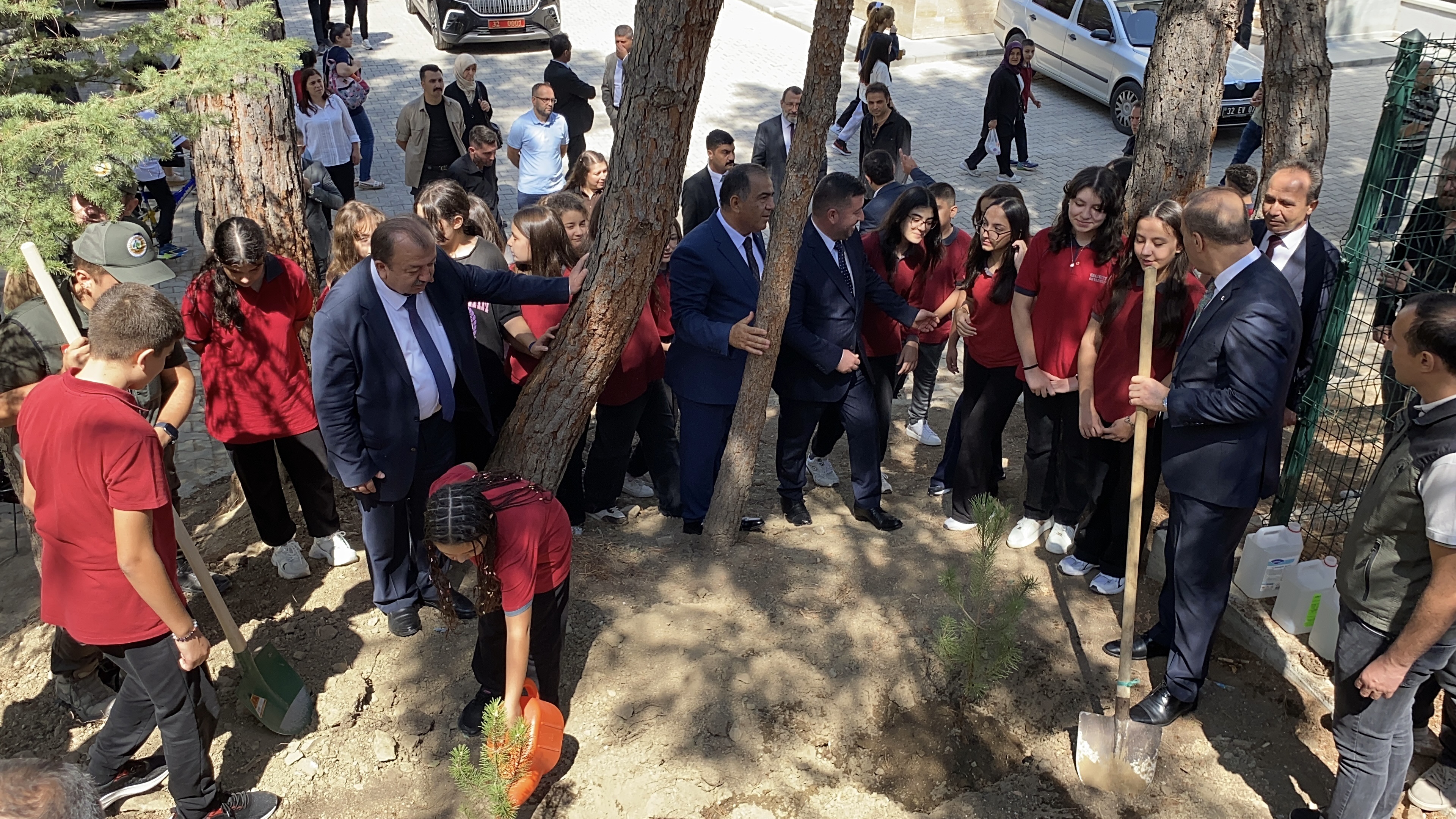 Isparta’da 77 Bin Öğrenci Ilk Ders Heyecanı Yaşadı (1)