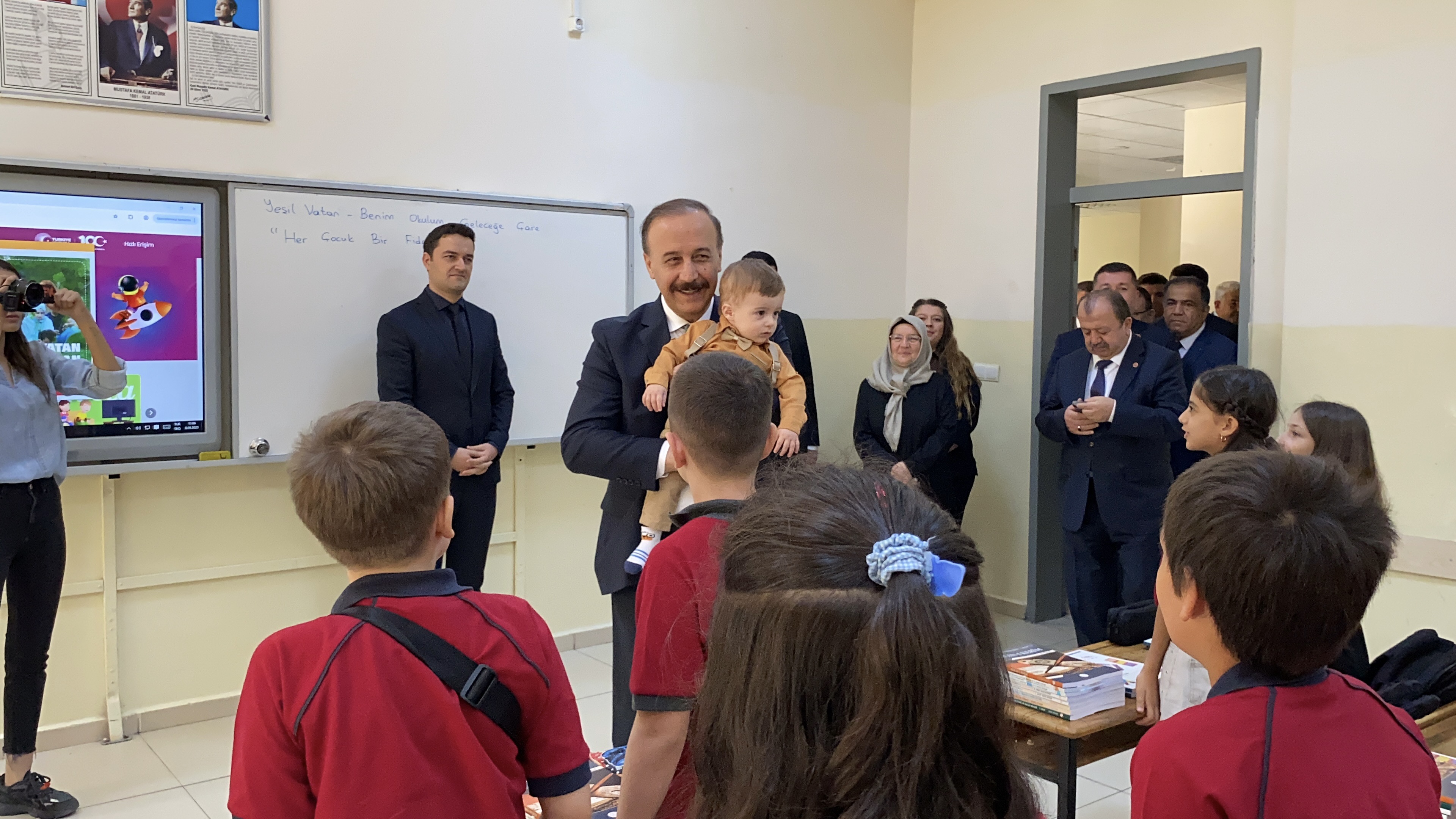 Isparta’da 77 Bin Öğrenci Ilk Ders Heyecanı Yaşadı (4)