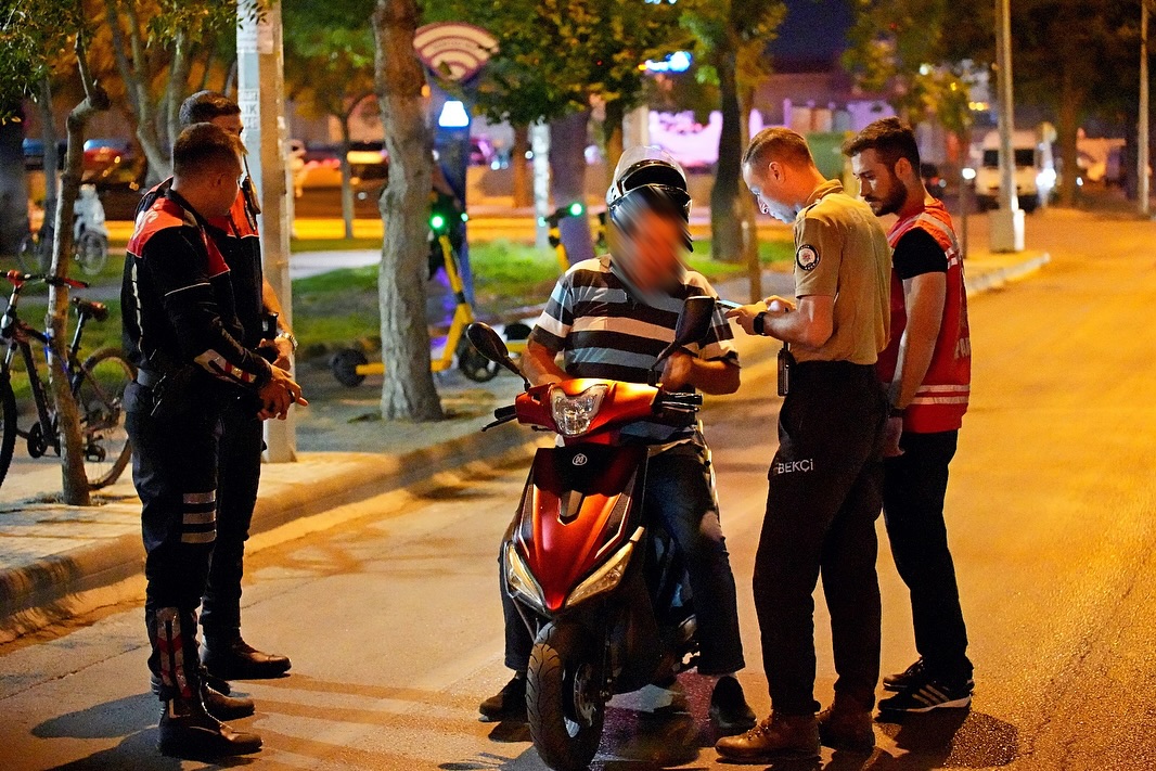 Isparta’da Park Ve Mesire Alanlarında Gece Denetimi (4)