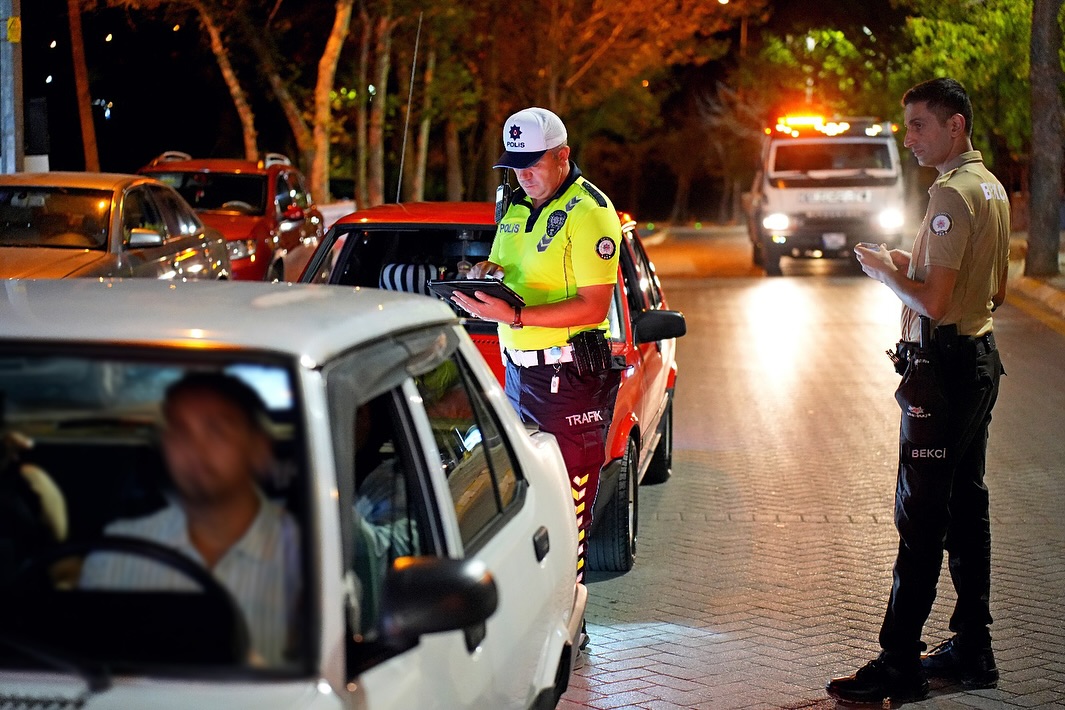 Isparta’da Park Ve Mesire Alanlarında Gece Denetimi (7)