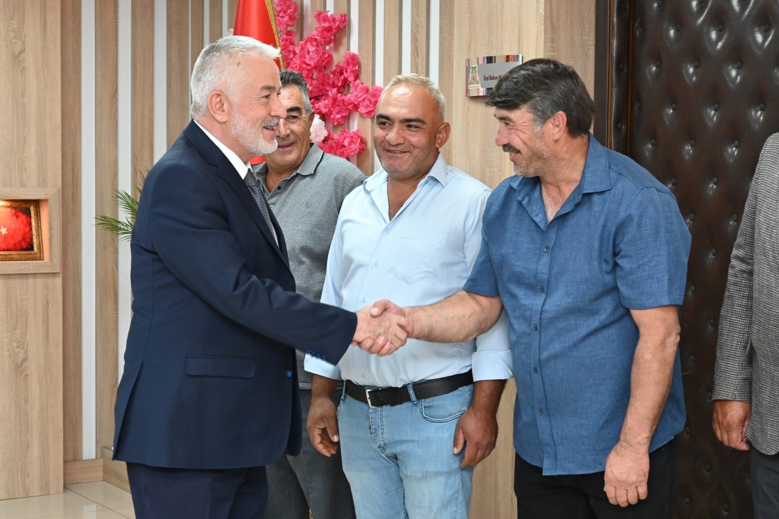 Keçiborlulu Köy Muhtarlarından Başkan Başdeğirmen’e Teşekkür (2)