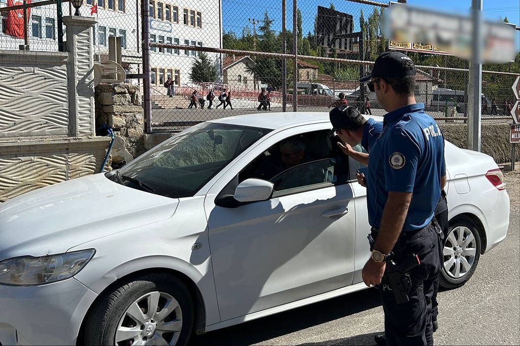 🚨 Okul Önleri̇ Ve Asayi̇ş Uygulamasi 🚨 📸 İl Merkezi, Keçiborlu, Aksu, Gönen 📅 22.09.2025 Günü (1)