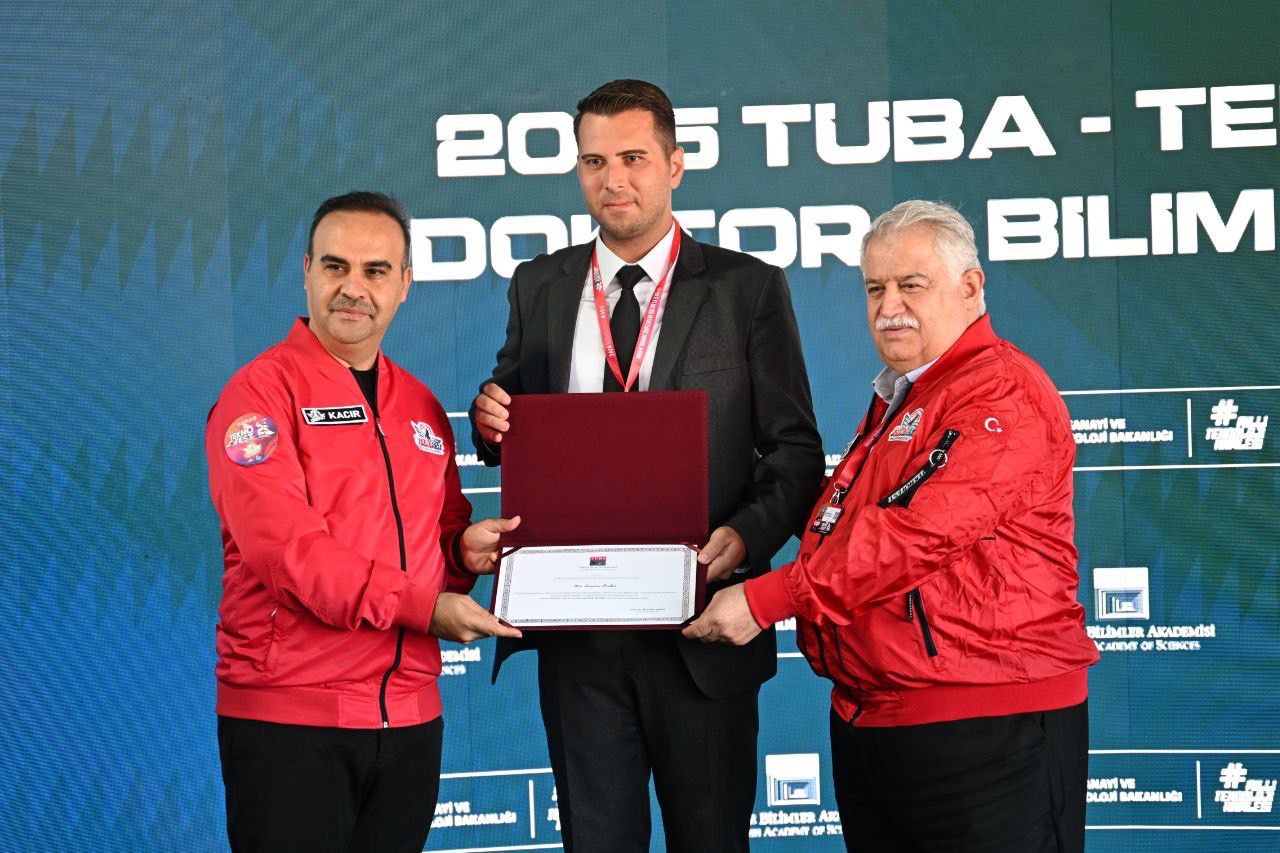 ISUBÜ’lü Akademisyene TÜBA-TEKNOFEST’ten Ödül