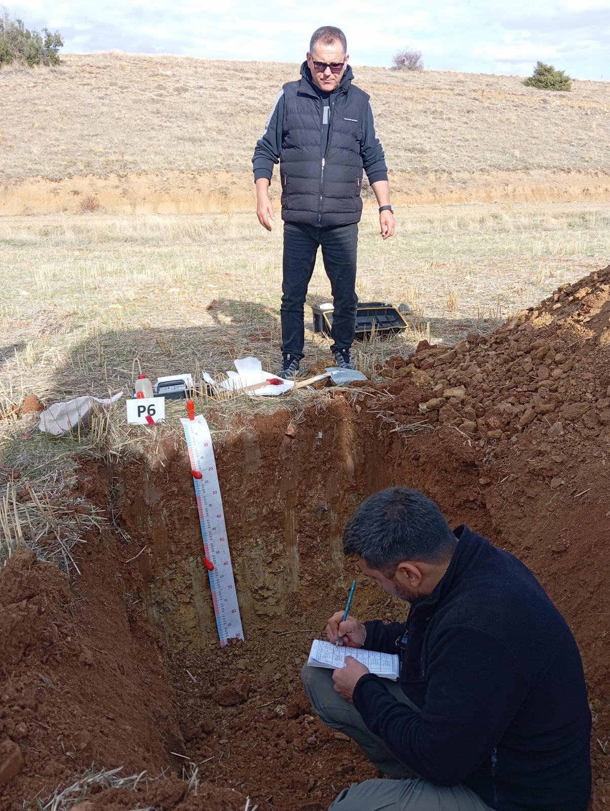 Şarkikaraağaç’ta Arazi Toplulaştırma Çalışmaları Başladı