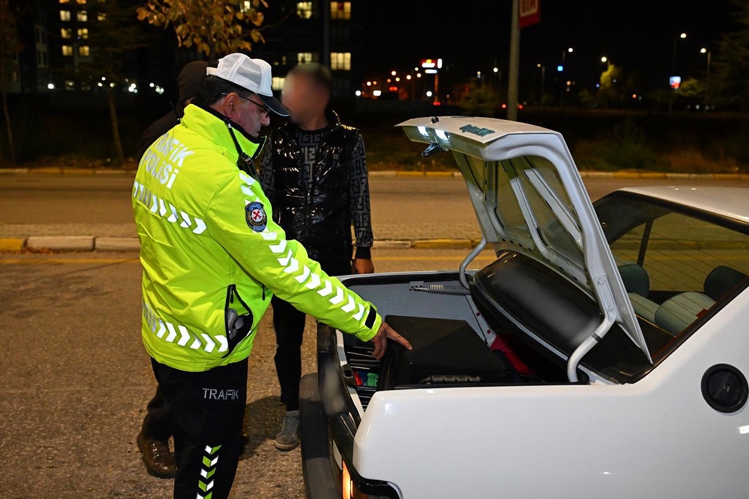 🚔 Abarti Egzoz Motosi̇klet Modi̇fi̇ye Araç Uygulamasi 🏍🗓️ 30.10.2025 Günü 21.00 – 00.00 Saatleri (3)