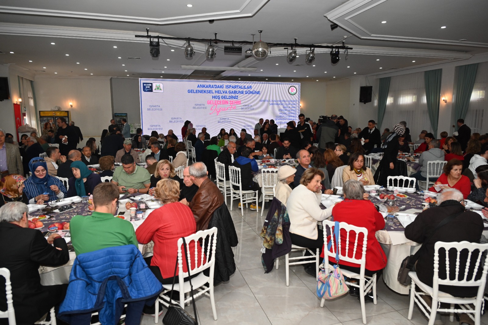 Ankara’da Yaşayan Ispartalılar Duygularını Paylaştı (1)