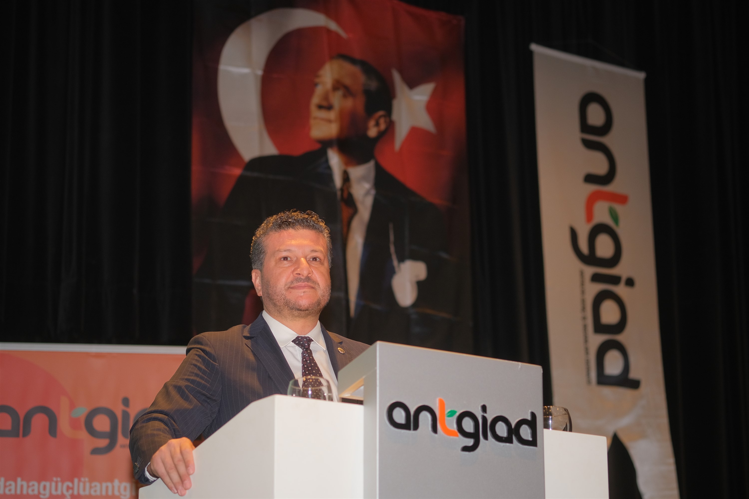 Antgi̇ad Toplantı 3