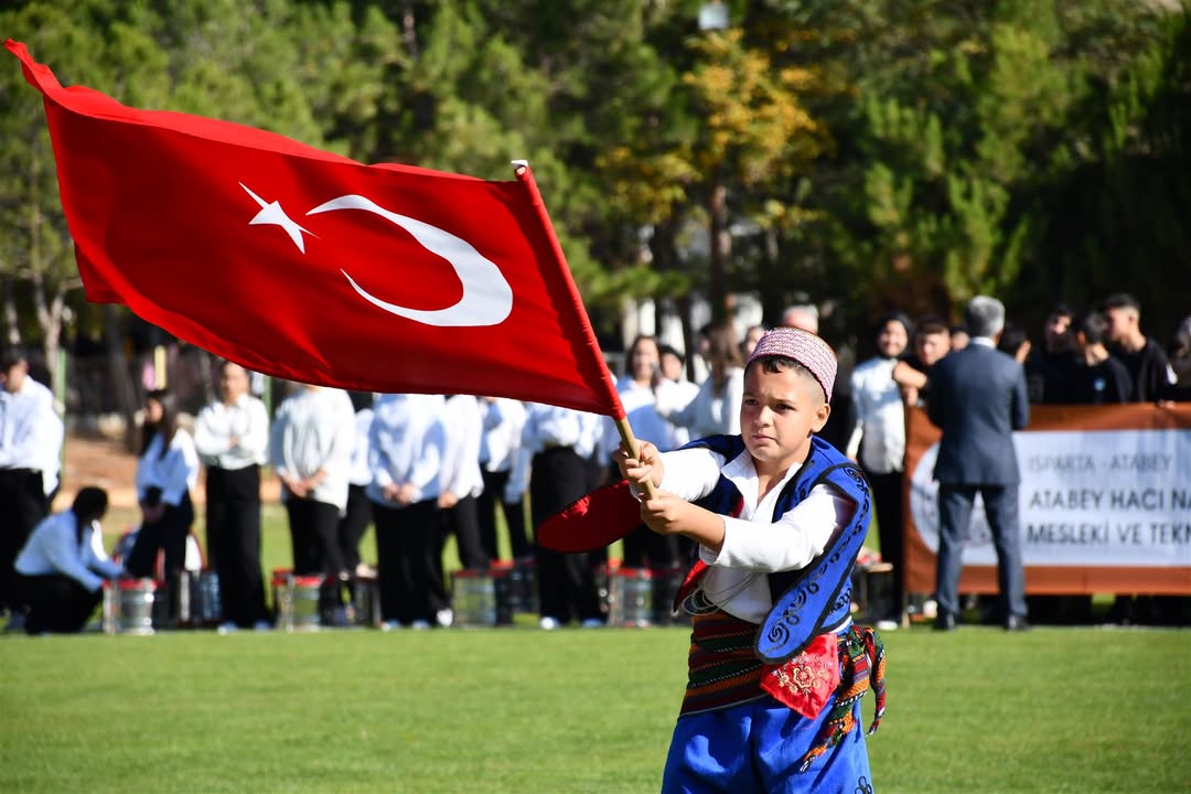 Atabey’de Cumhuriyet Bayramı Coşkusu Yaşandı (1)