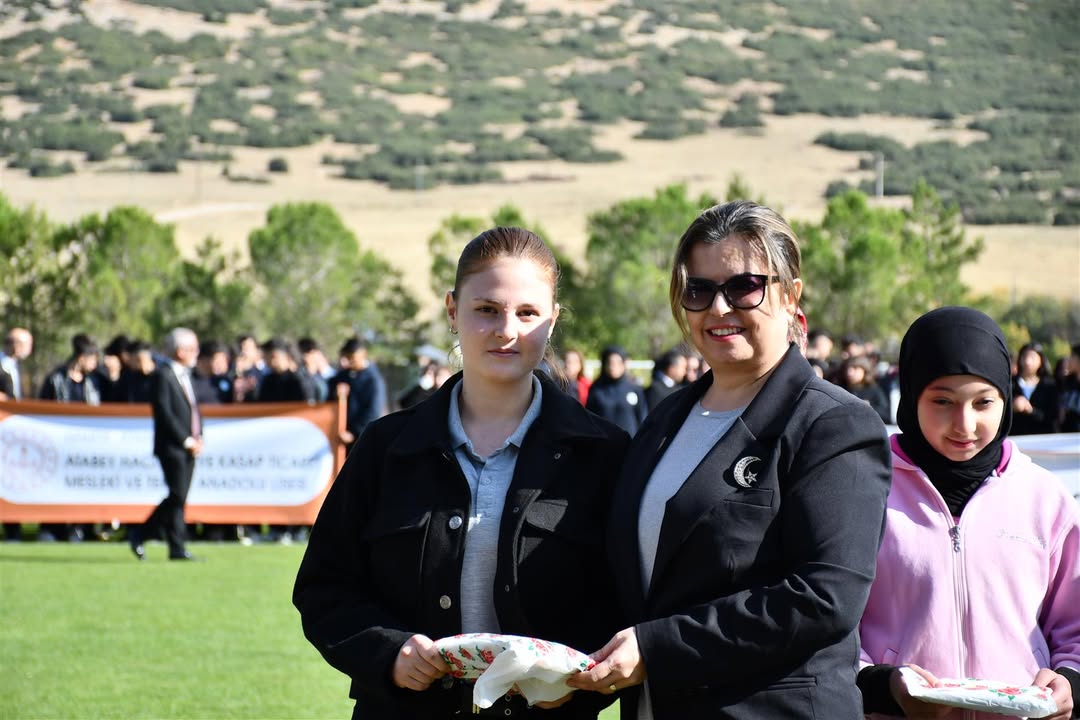 Atabey’de Cumhuriyet Bayramı Coşkusu Yaşandı (4)