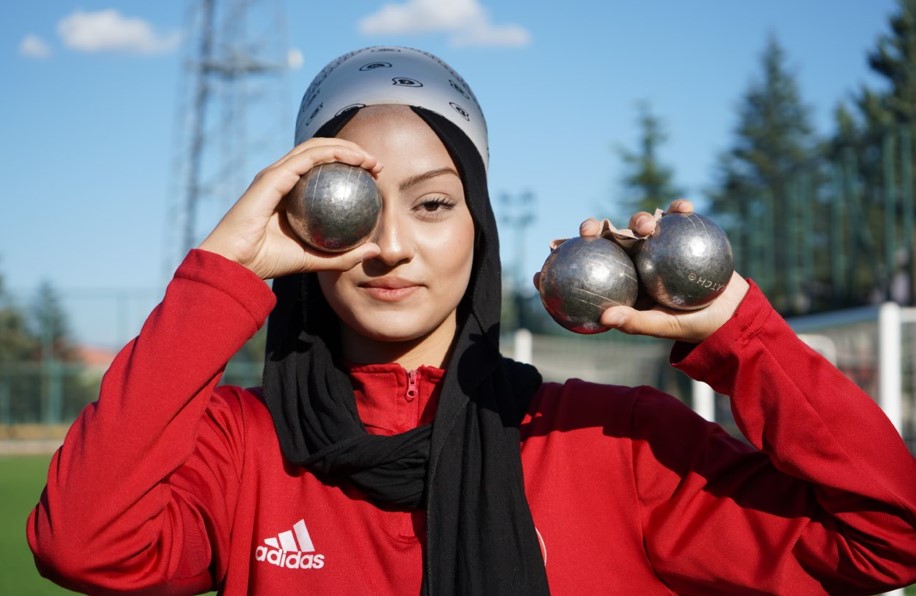 Ayşenur Nazlı Korkmaz (1)