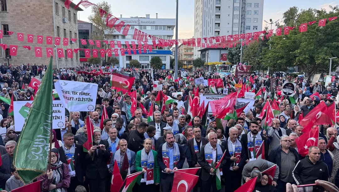 Bugün Tüm Isparta Olarak Gazze’de Yıllardır Süren Abluka Için, 2 Yıldır Süren Katliam Ve Soykırı (7)