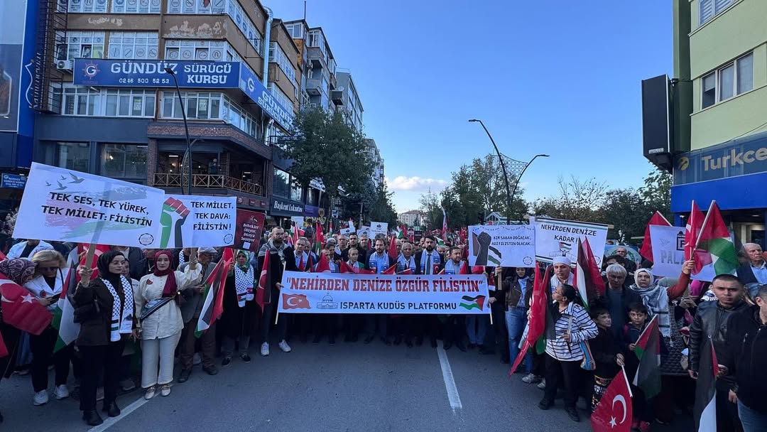 Bugün Tüm Isparta Olarak Gazze’de Yıllardır Süren Abluka Için, 2 Yıldır Süren Katliam Ve Soykırı (8)
