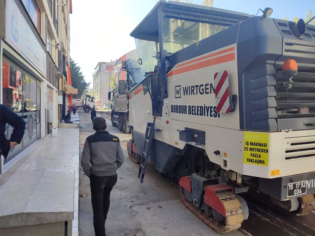 Burdur’da Freze Çalışmalarına Başlandı (2)