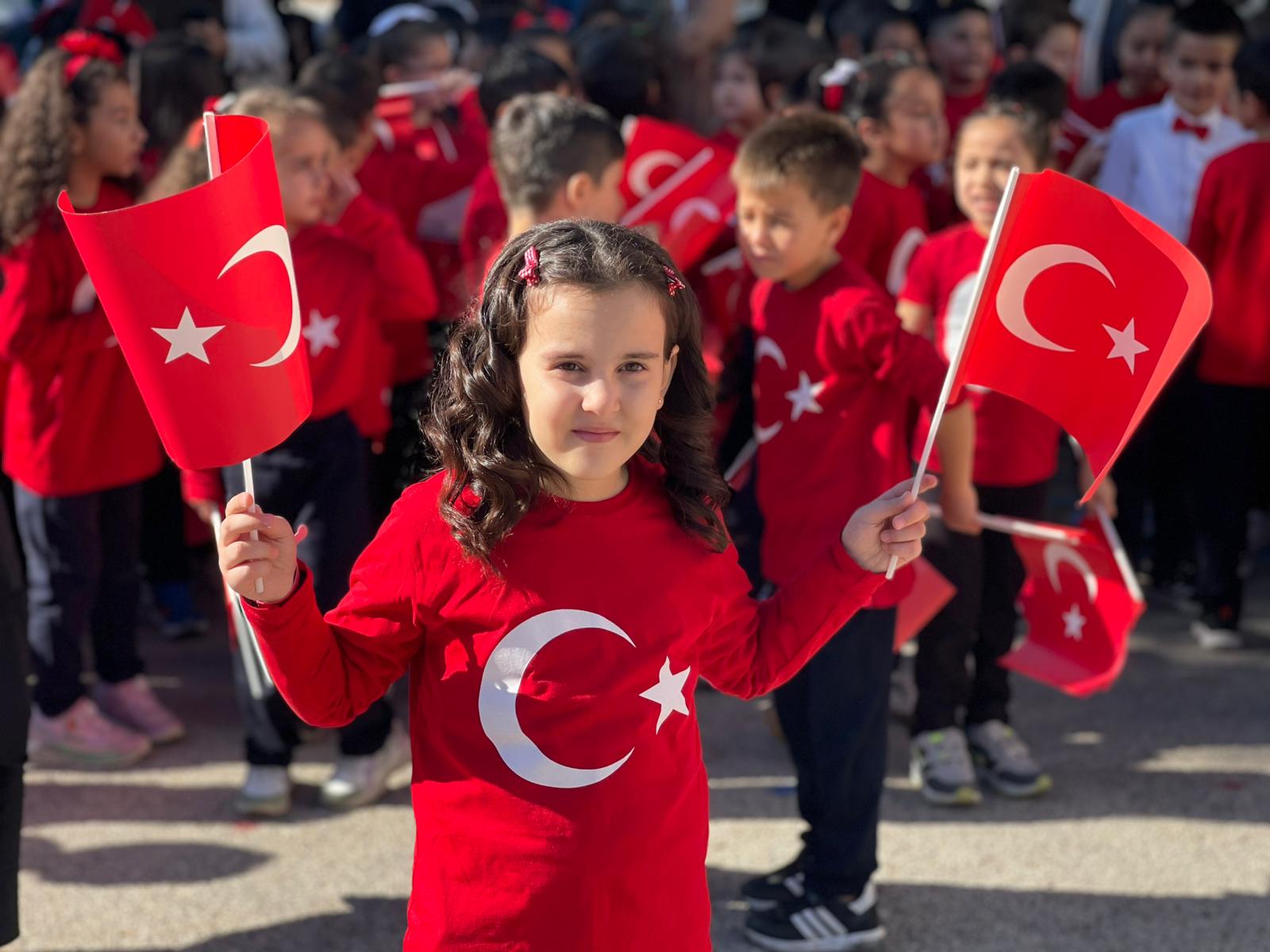 Cumhuriyet Coşkusu Gülbirlik İlkokulu’nda Gurula Kutlandı (5)