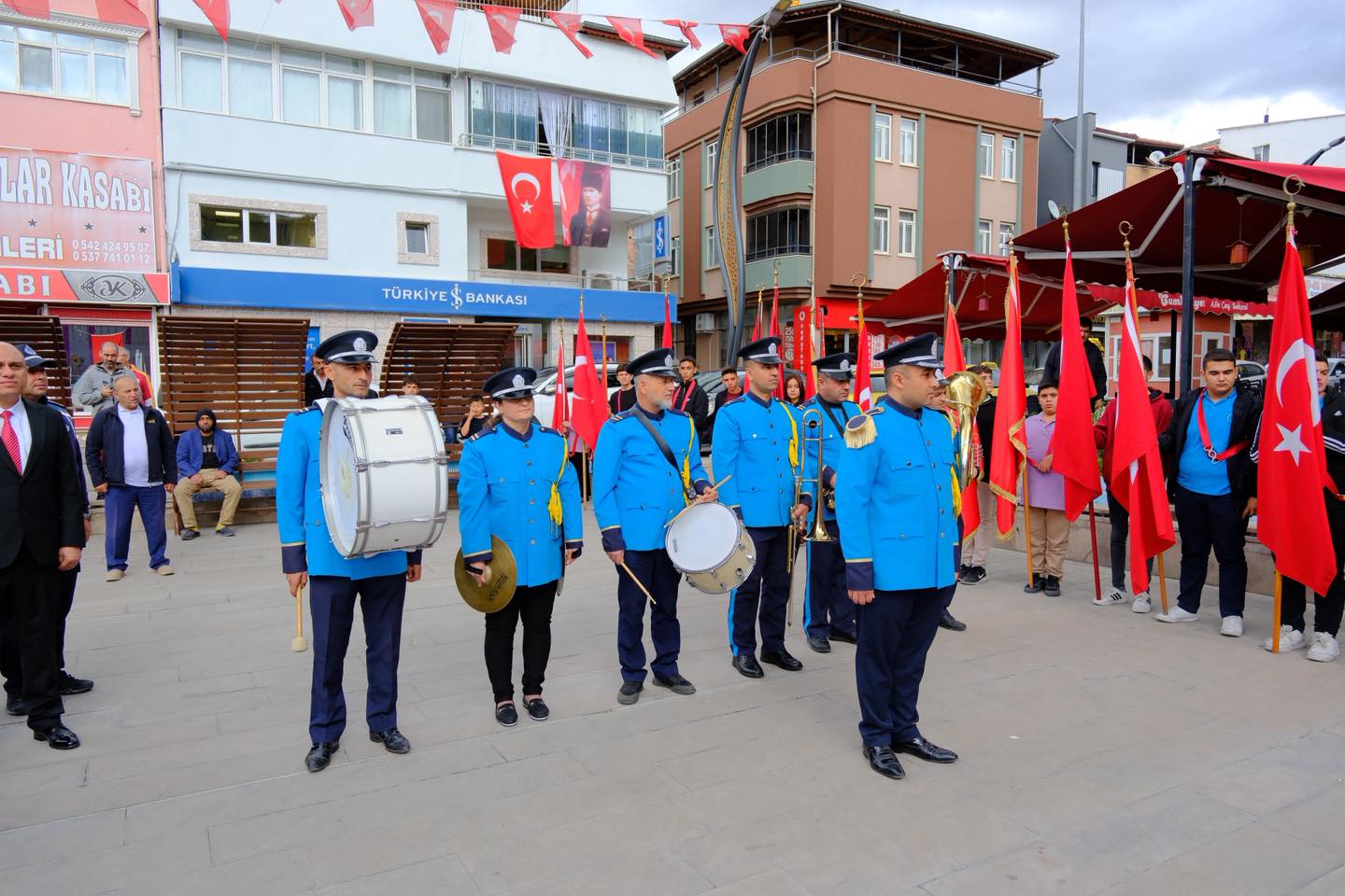 Dinar’da 29 Ekim Coşkusu 2