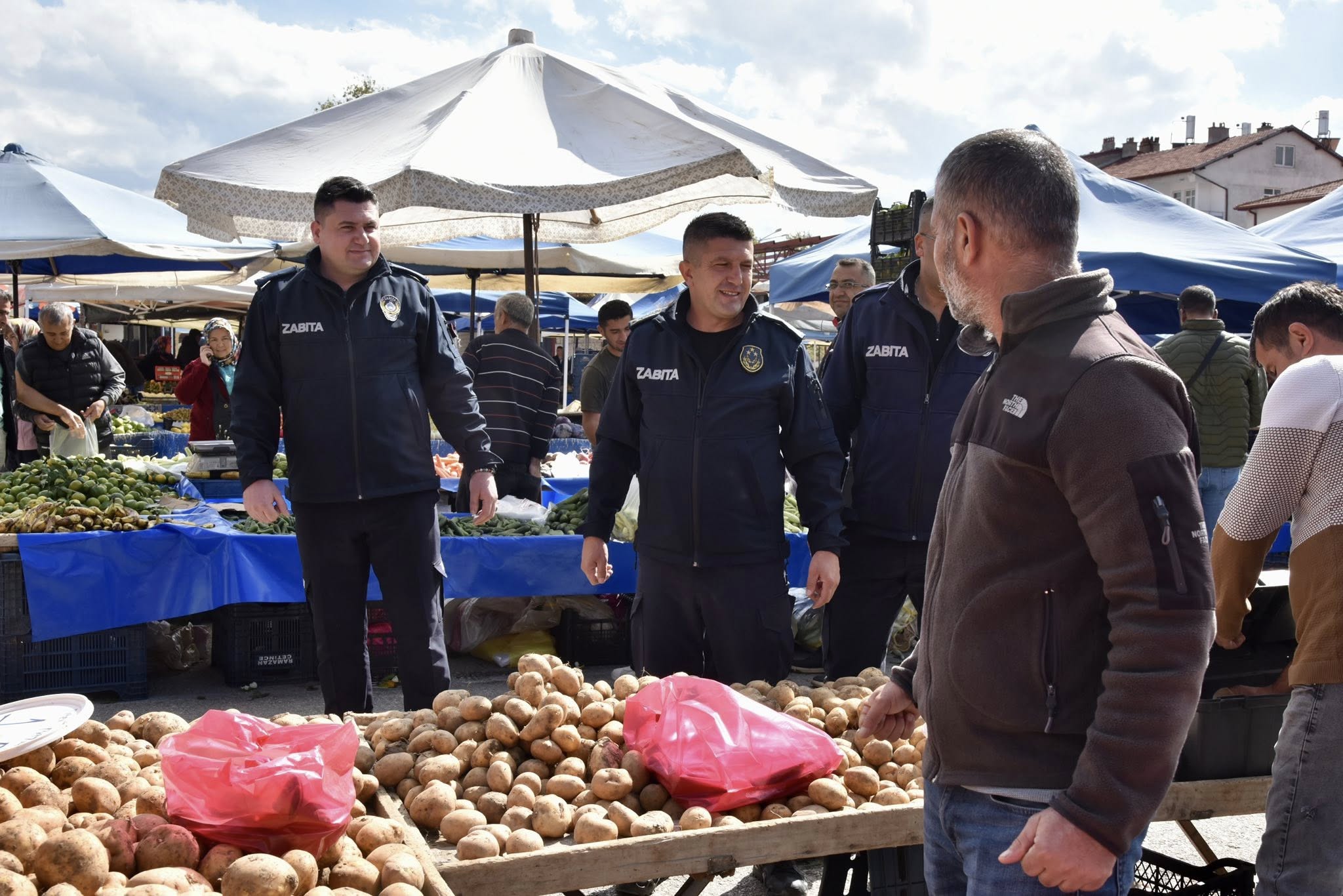 Eğirdir Perşembe Pazarı Denetim 2
