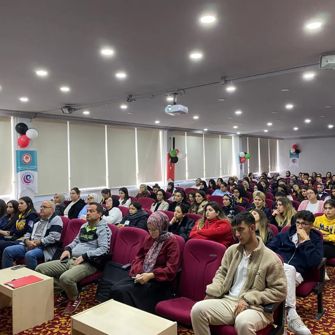 Eğirdir Sağlık Hizmetleri Myo’da Madde Bağımlılığı Semineri Düzenlendi (3)
