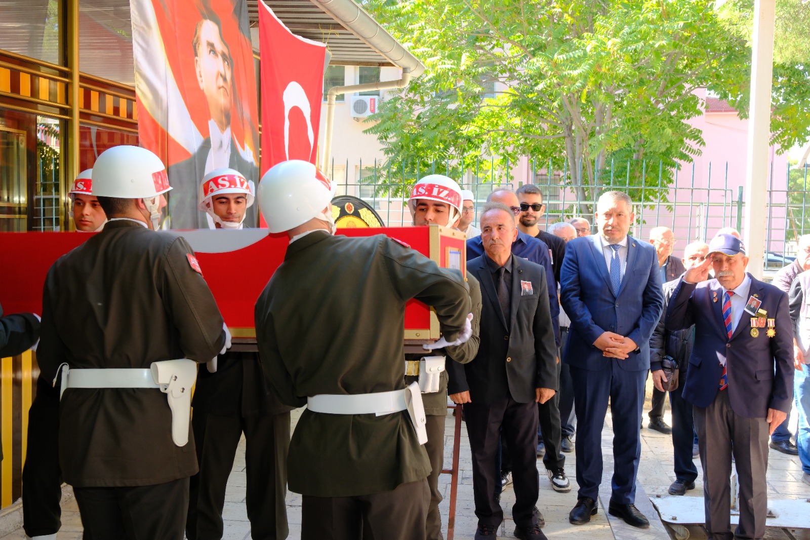 Emekli Topçu Kıdemli Albay Mustafa Kemal Yavuz, Son Yolculuğuna Uğurlandı 1