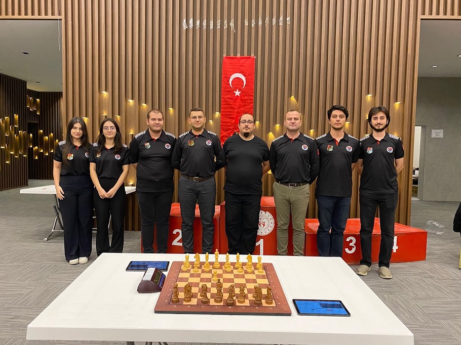 Hamleler Dostluk İçin Yapıldı! 3