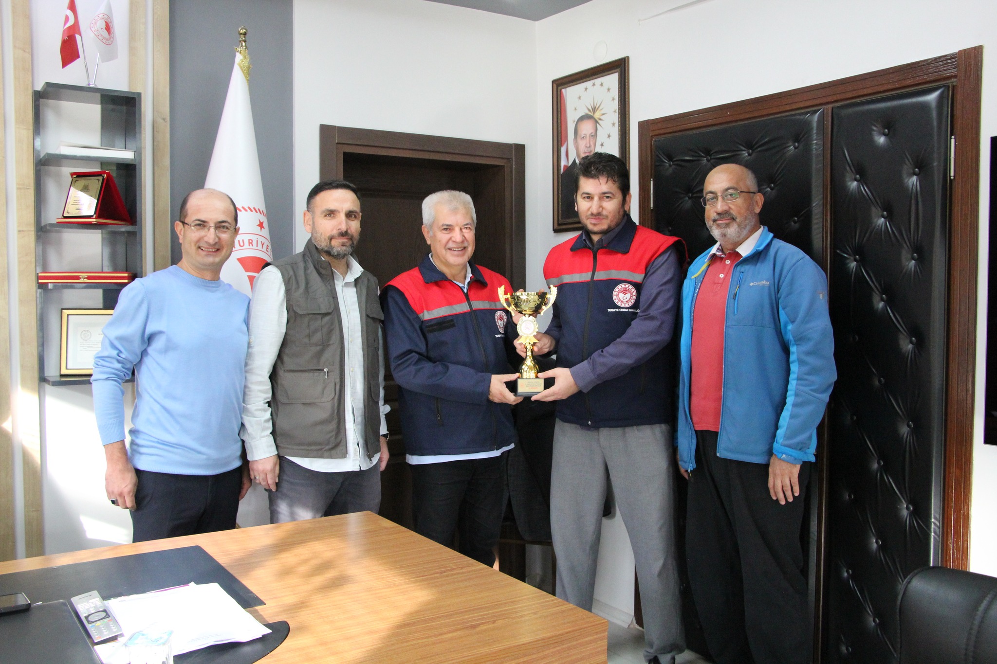 İl Müdürü Tuğrul, Başarılı Personelleri Makamında Ağırladı (1)