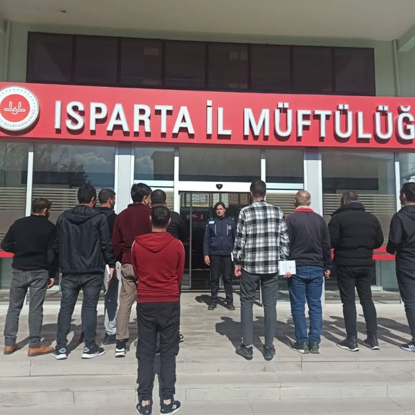Isparta’da Hükümlüler Manevi Değerler Gezisine Katıldı (2)