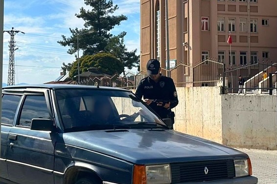 Isparta’da Okul Önü Asayiş Denetimi Gerçekleşti (1)