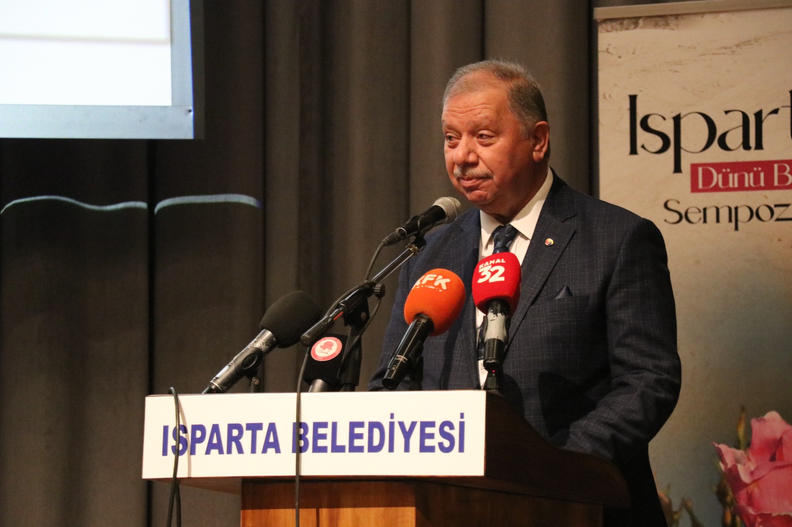 “Isparta’nın Dünü, Bugünü, Yarını Iii” Sempozyumu Başladı (2)