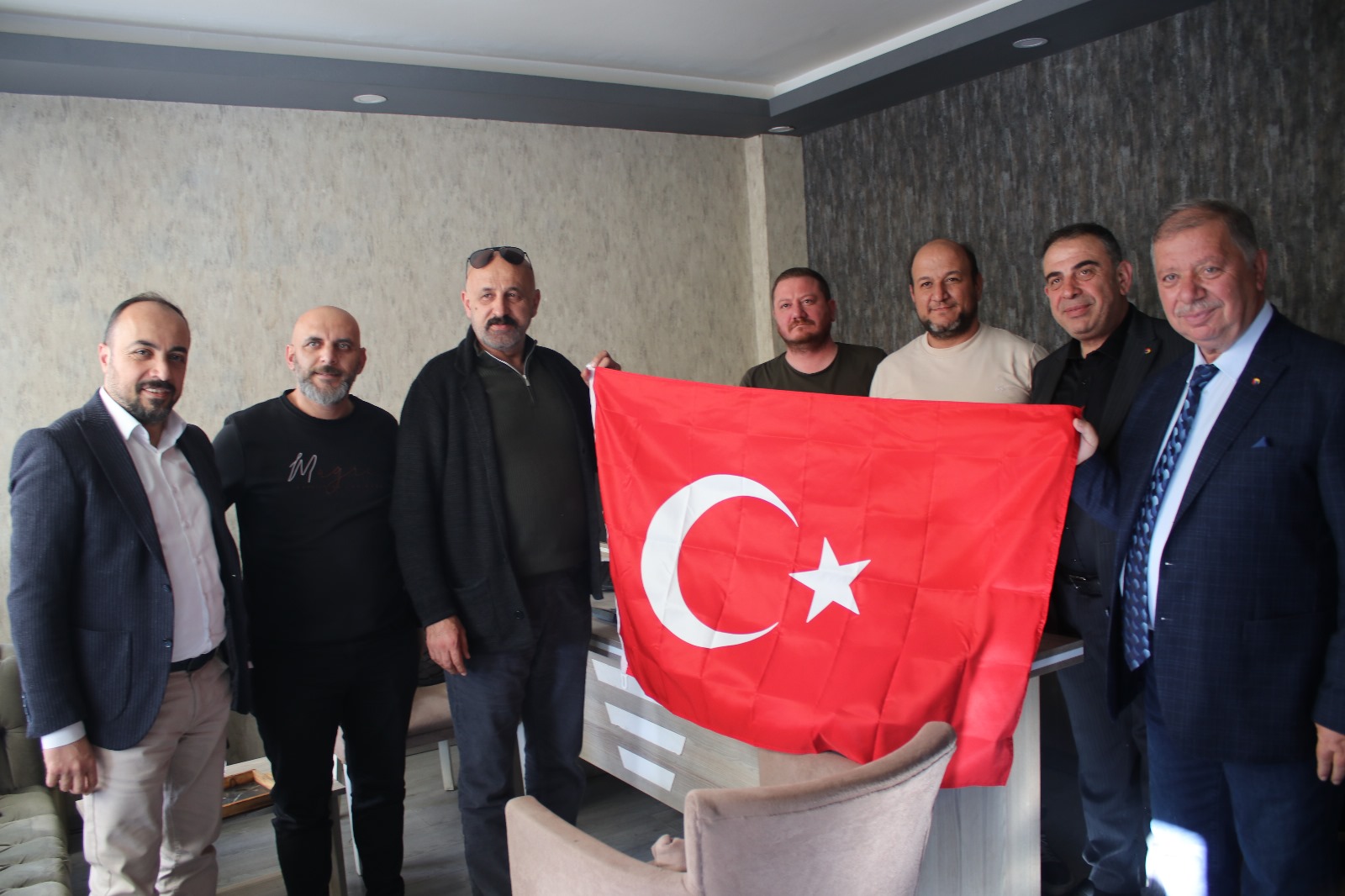 Itso’dan Anlamlı Etkinlik; Caddeler Bayrakla Donatılacak (1)