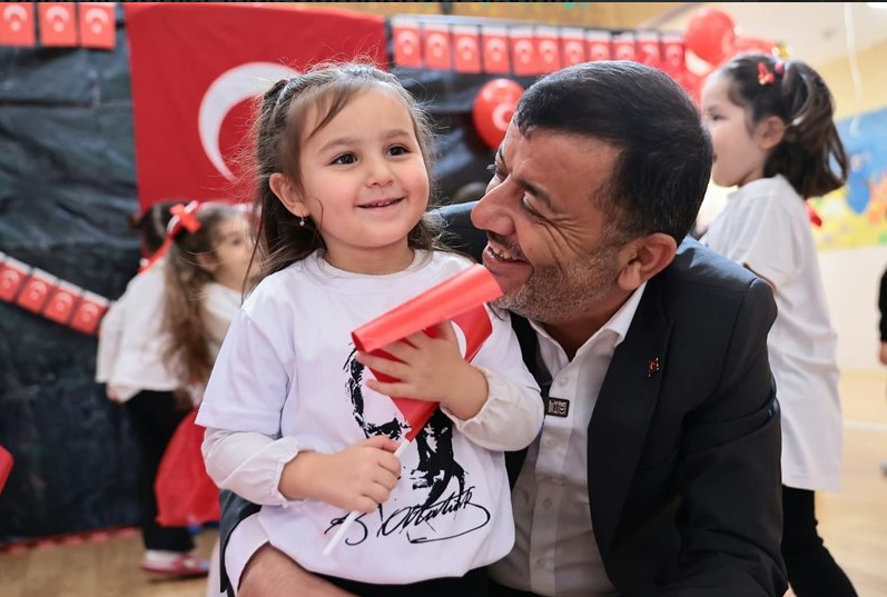 Minikler 29 Ekim Coşkusunu Doyasıya Yaşadı 1