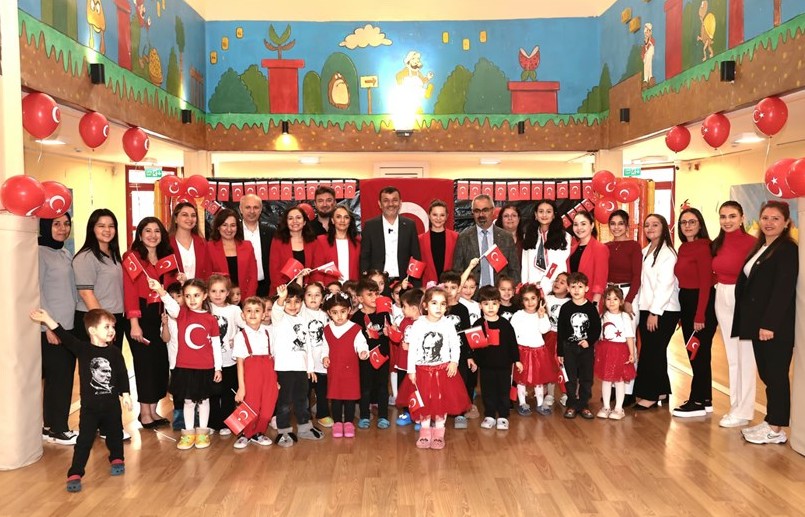 Minikler 29 Ekim Coşkusunu Doyasıya Yaşadı