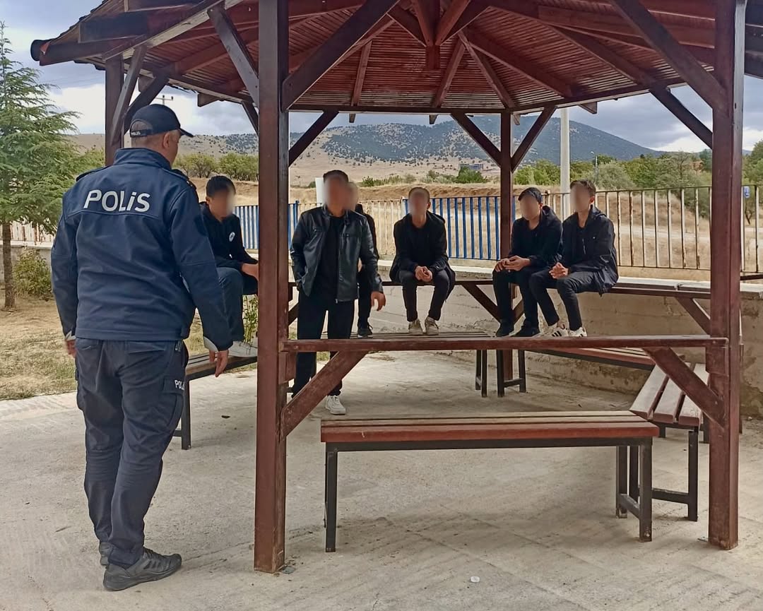 Isparta’da okul önleri ve çevresinde asayiş uygulaması-4