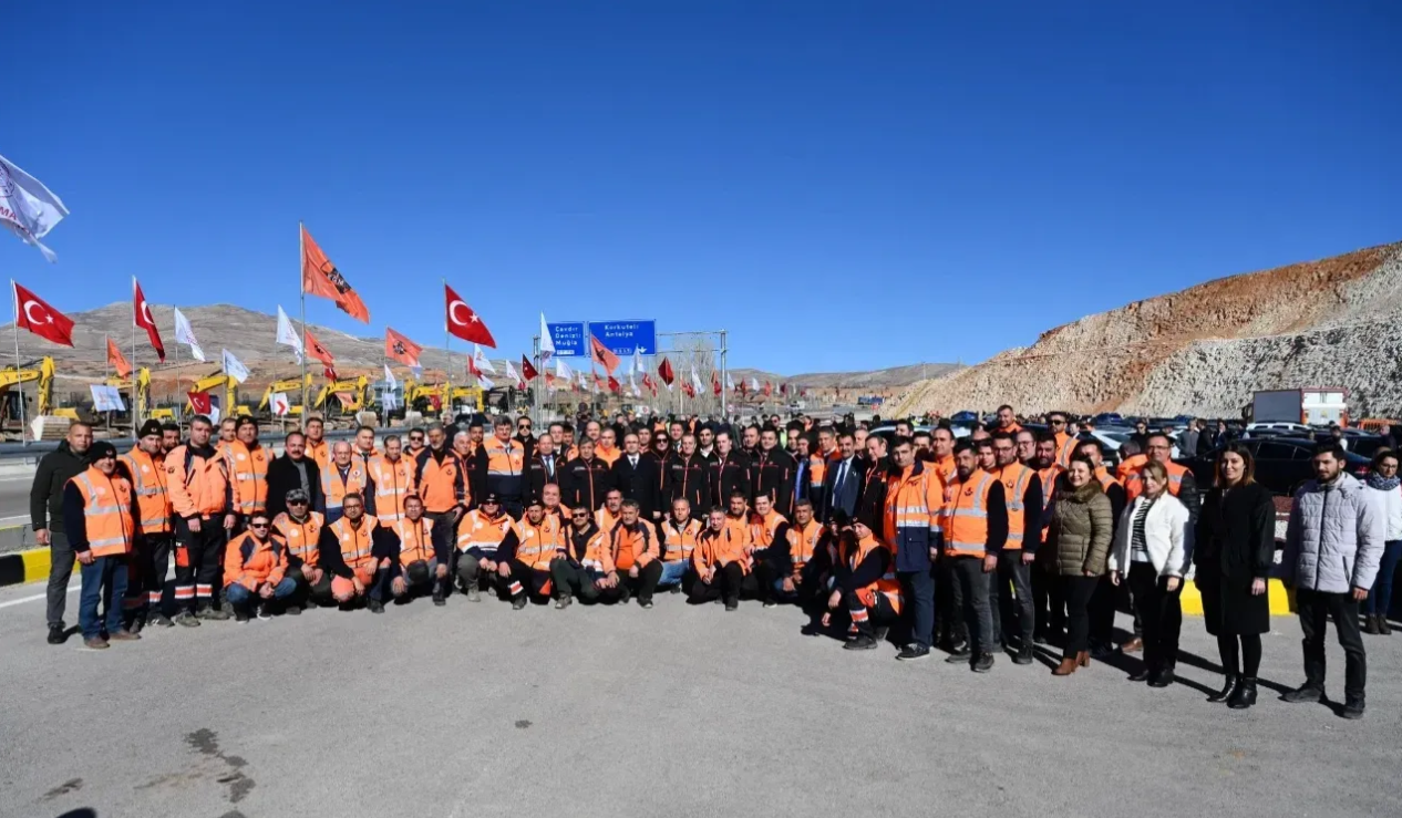 Burdur-Tefenni-Çavdır Yolu açılıyor-1