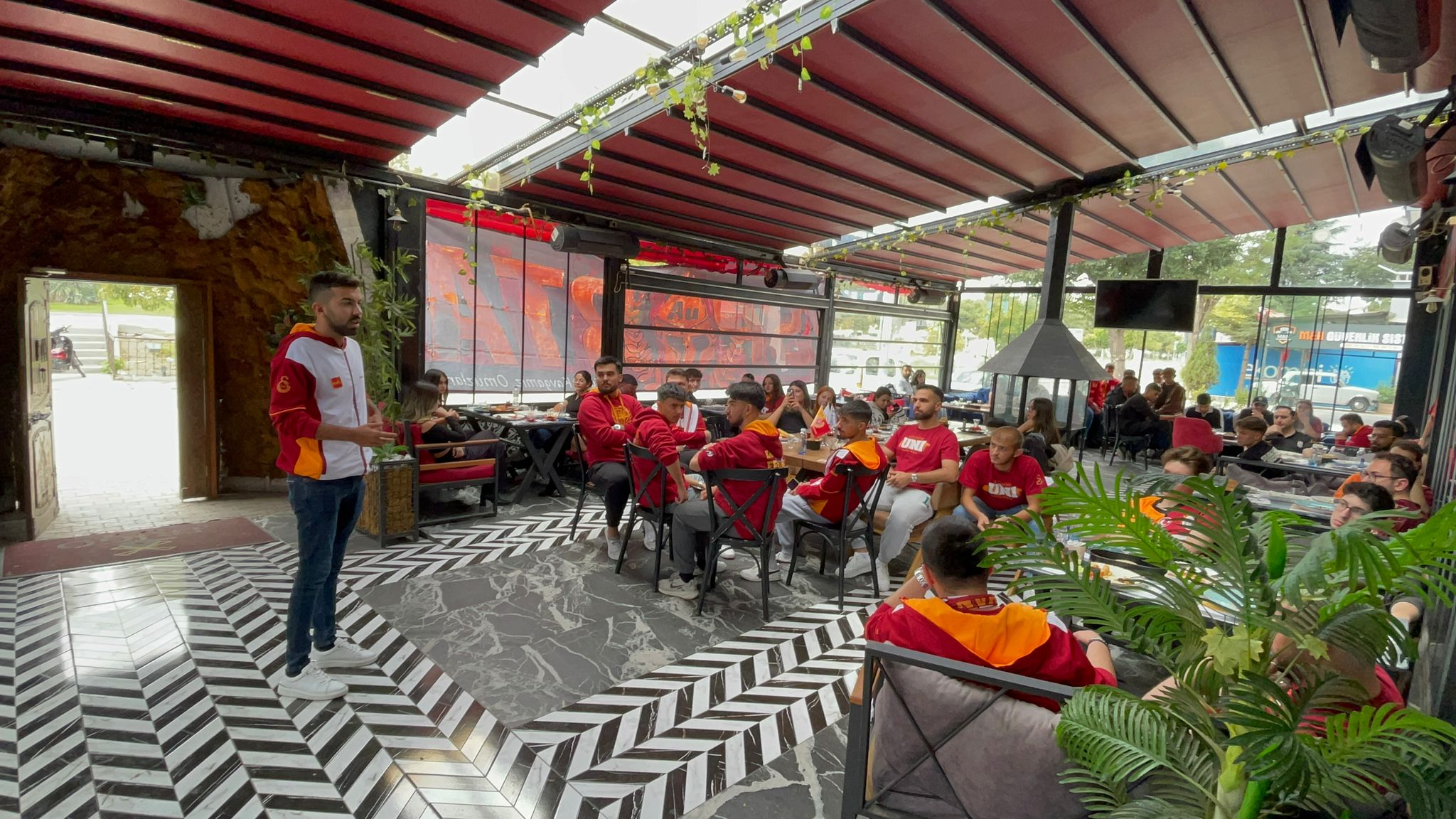 UltrAslan Isparta, Taraftarlarını Kahvaltıda Buluşturdu