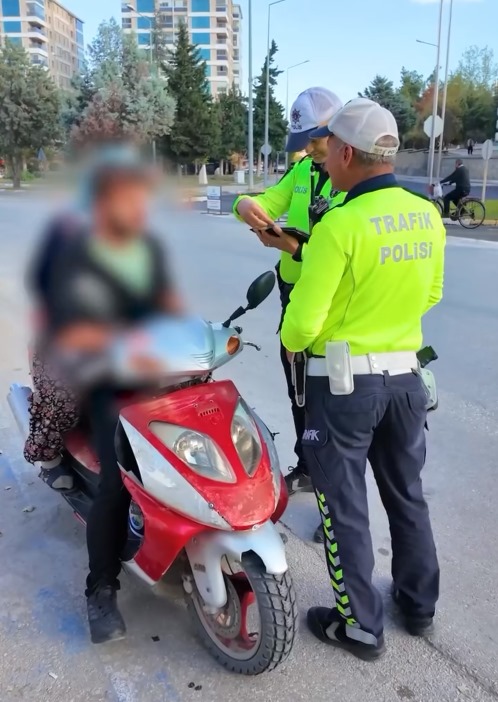 Isparta’da motosikletlere eş zamanlı denetim!-1