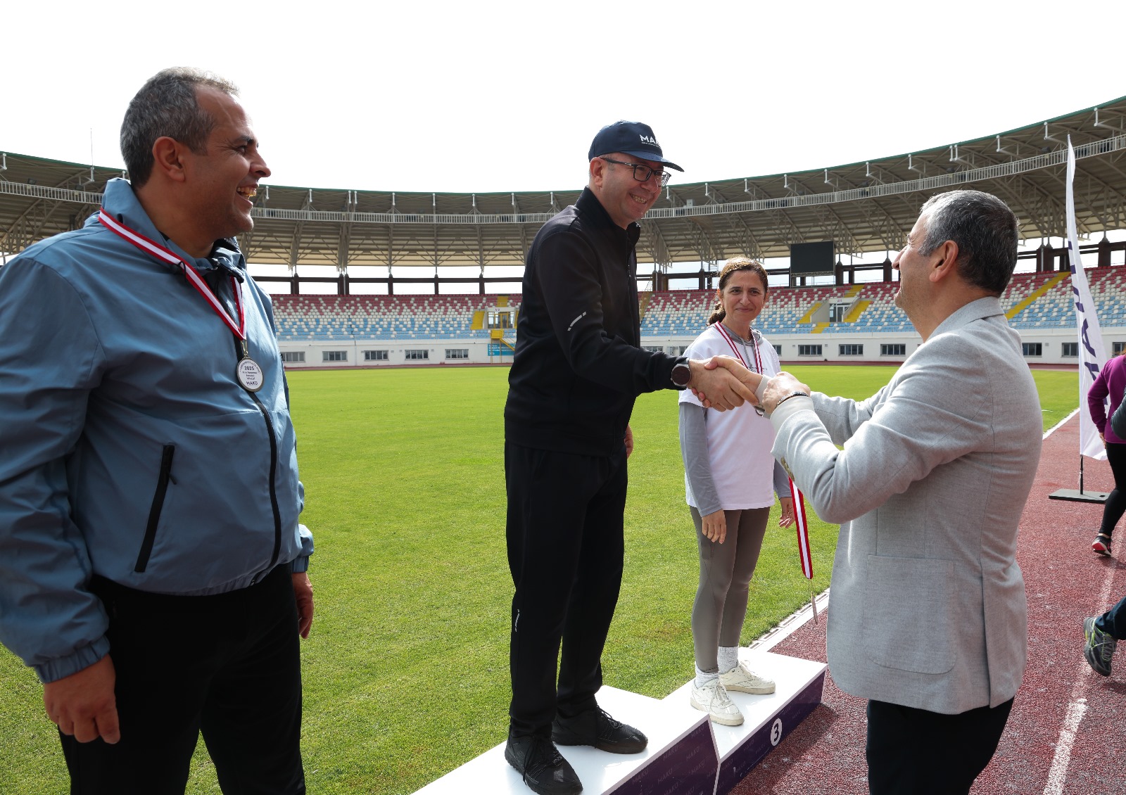 MAKÜ’de “Cumhuriyet İçin Koş” etkinliği düzenlendi-2