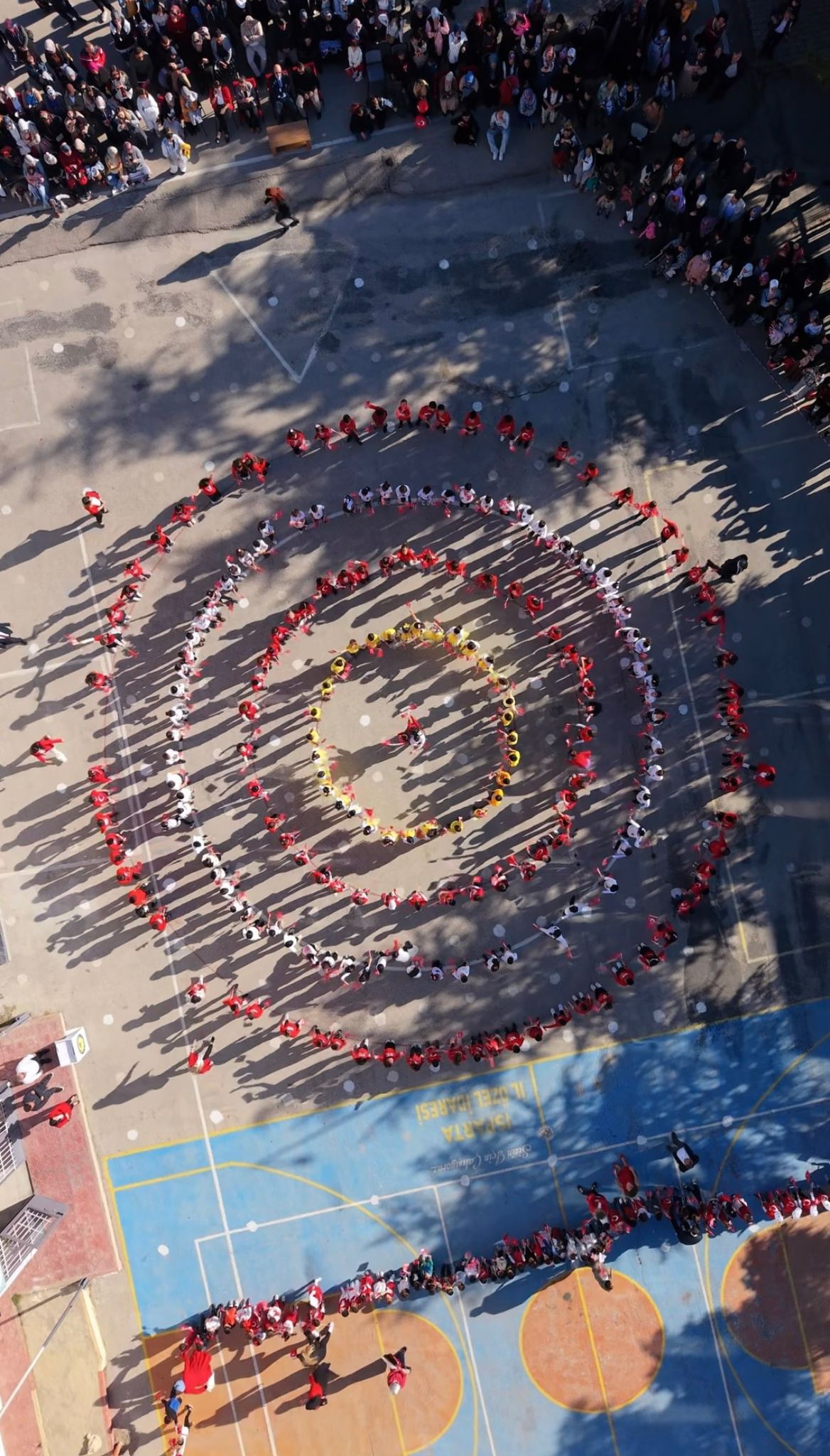 Selahattin seçkin İlkokulu’nda Cumhuriyet coşkuyla kutlandı-2