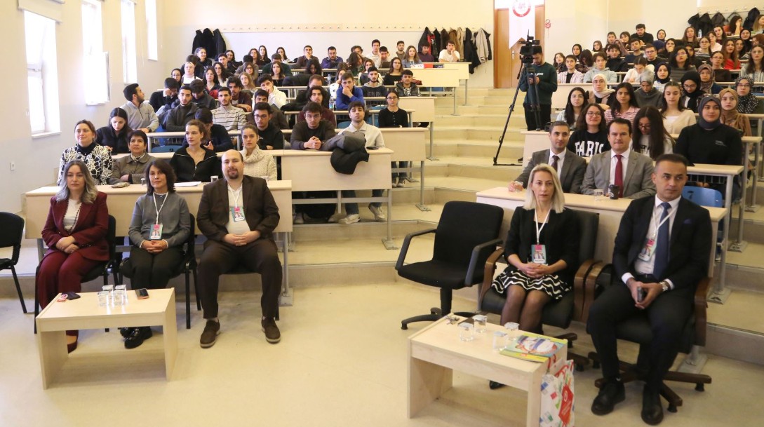 4. Uluslararası 7. Ulusal Sağlık Hizmetleri Kongresi 1